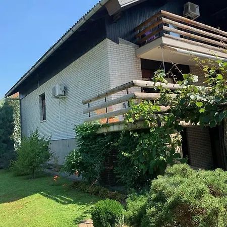 Ela's Apartment *