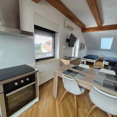 Apartman Ela's